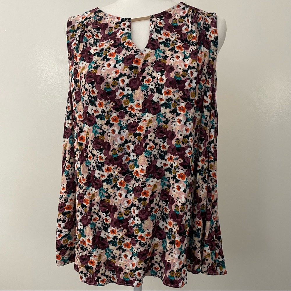 Pink Floral Rayon Crepe Keyhole Tank - Picture 5 of 8